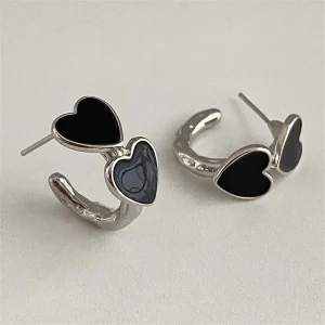 Black Enamel Heart Stud Earrings Vintage Goth Metal C-Shaped Earrings