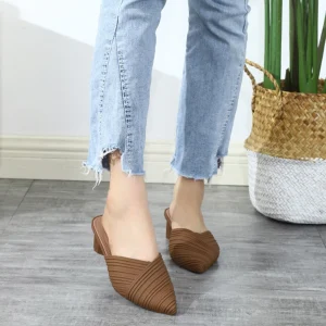 Classic Buckle Strap Pointed Toe Low Flip Flops Heels Sandals