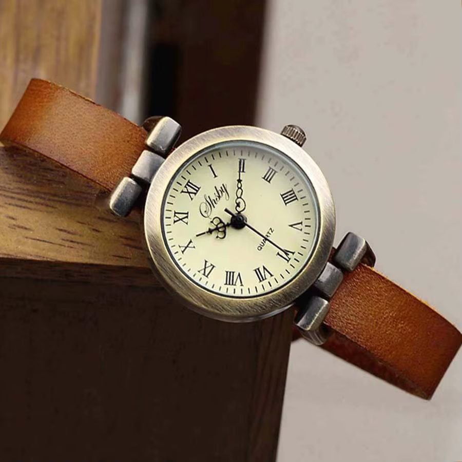 Vintage Leather Buckle Alloy Roman Numeral Dress Watches